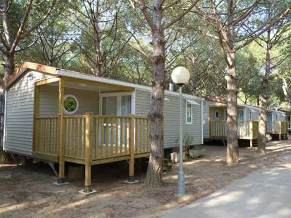 Camping Neptuno Hotel ปัลส์ ภายนอก รูปภาพ