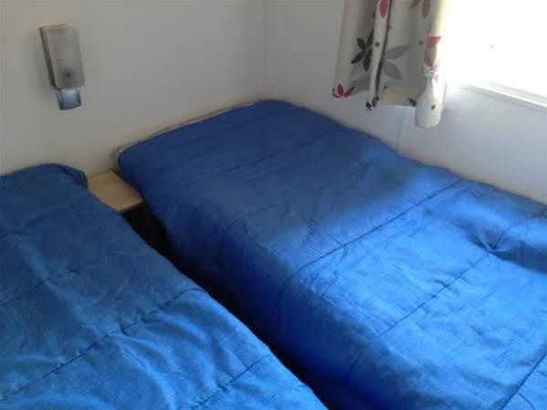 Camping Neptuno Hotel ปัลส์ ภายนอก รูปภาพ